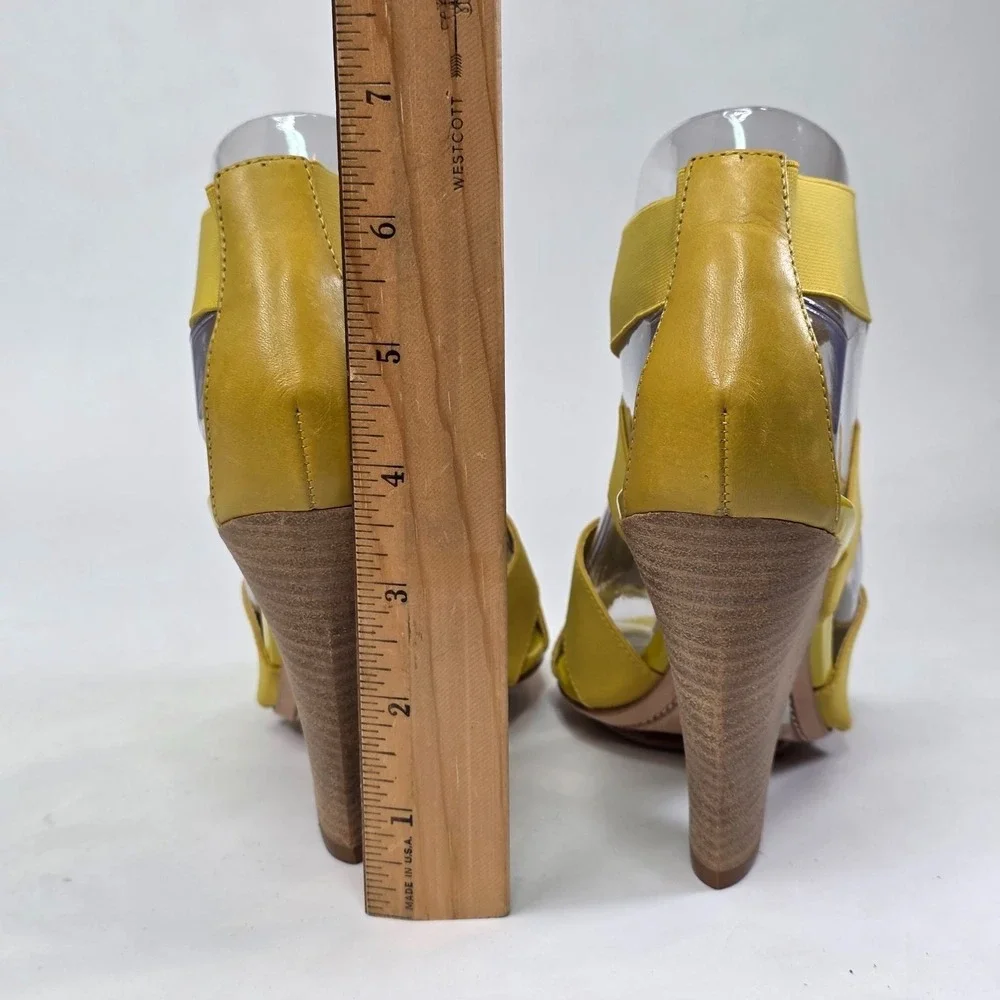 BCBGMAXAZRIA Women's Wedge Heel Size 6 B EU 36 Yellow Strappy Slip On Sandals